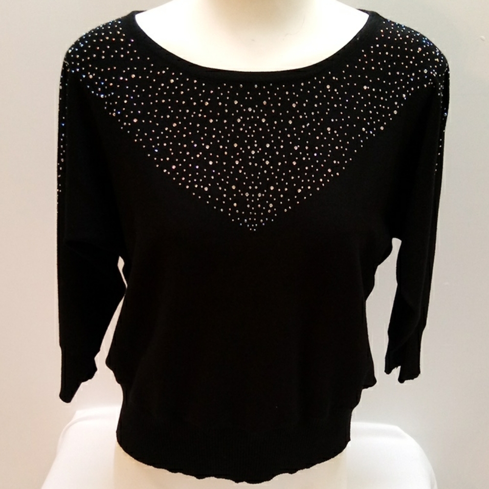Cable & Gage knit crystal knit top